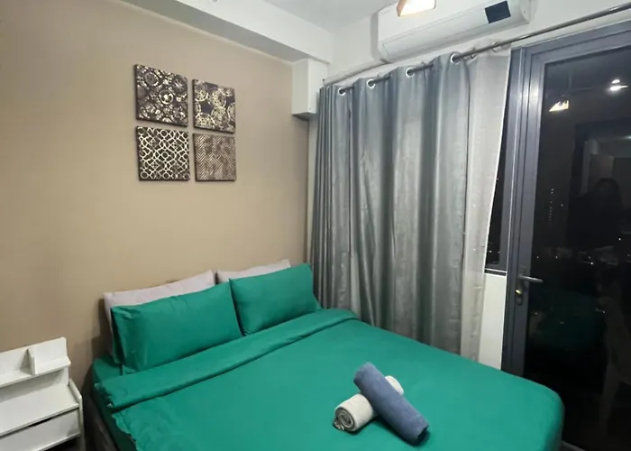 Cuddle Staycation Aparthotel